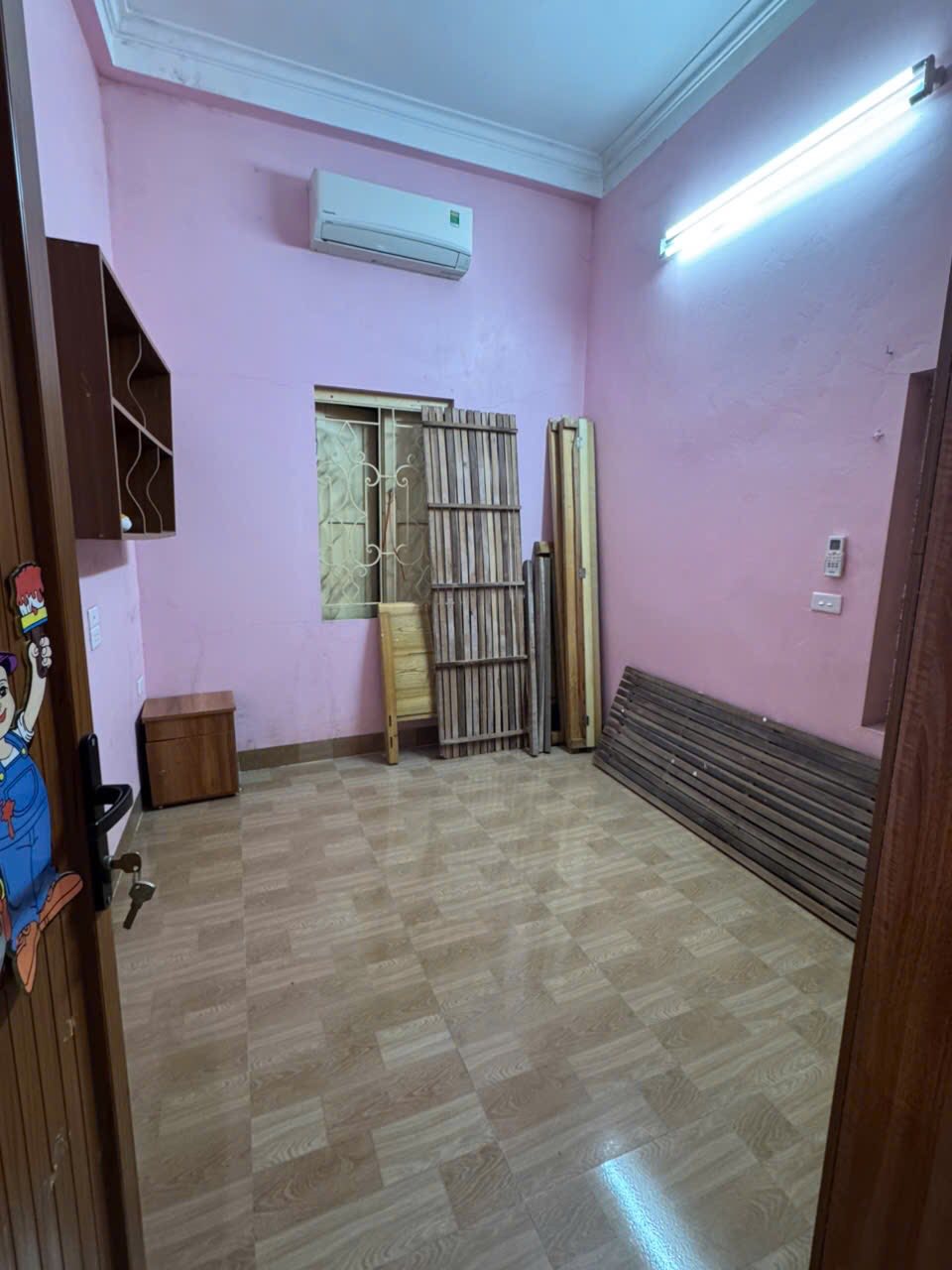 Cho thuê nhà ngõ 1 Bùi Xương Trạch 65m2 x 3 tầng, 3PN, 13.5 Triệu Vp cty, gđ, nhóm 6 em - Ảnh 2